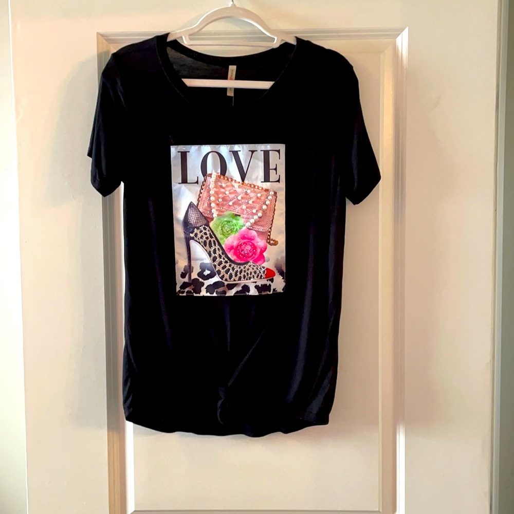 Cute black tee